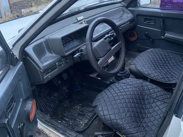 Авто ВАЗ 21093 1992 № 8893232