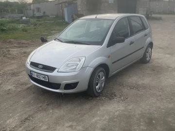 Авто Ford Fiesta 2003 № 8893369