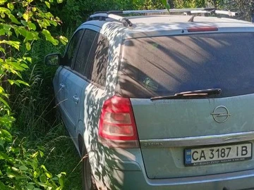 Авто Opel Zafira 2010 № 8893416