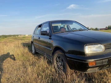 Авто Volkswagen Golf 1997 № 8893426