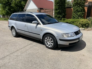 Авто Volkswagen Passat Variant 1998 № 8893583