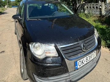 Авто Volkswagen Touran 2007 № 8893739