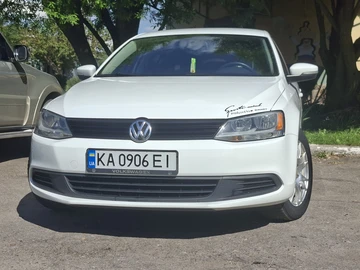 Авто Volkswagen Jetta 2014 № 8893823