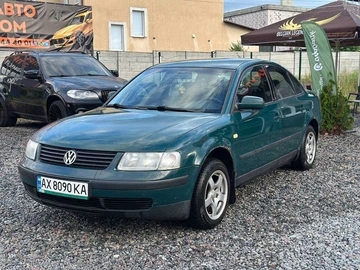 Авто Volkswagen Passat Sedan 1999 № 8893836