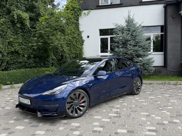 Авто Tesla Model 3 2021 № 8893996
