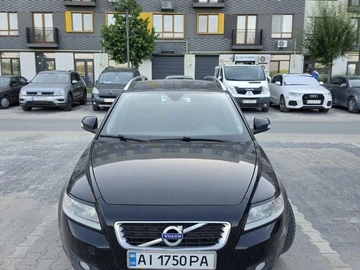 Авто Volvo V50 2012 № 8894105