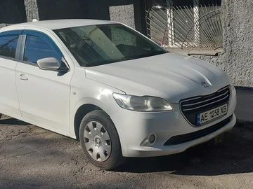 Авто Peugeot 104 2013 № 8894315
