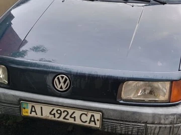 Авто Volkswagen Passat Sedan 1992 № 8894491
