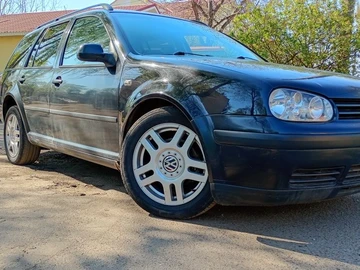 Авто Volkswagen Golf 2001 № 8894680