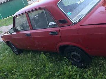 Авто ВАЗ 2107 1985 № 8894689