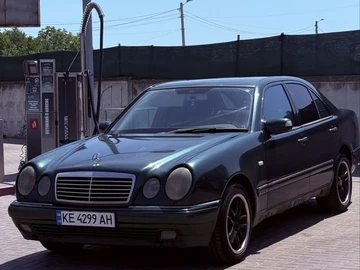 Авто Mercedes 220 1997 № 8894897