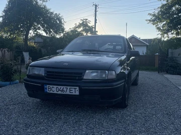 Авто Opel Vectra 1992 № 8895305