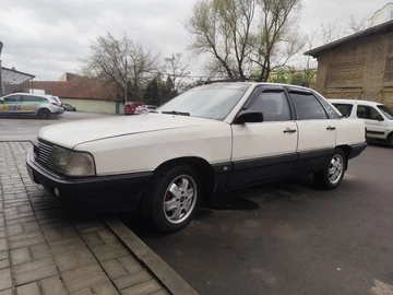 Авто Audi 100 1987 № 8895340