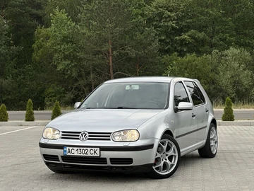 Авто Volkswagen Golf 2000 № 8895513