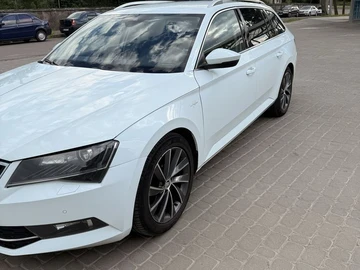 Авто Skoda Superb 2016 № 8895609