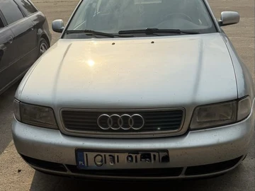 Авто Audi A4 1998 № 8895640