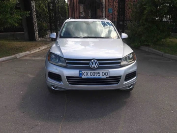 Авто Volkswagen Touareg 2010 № 8895651