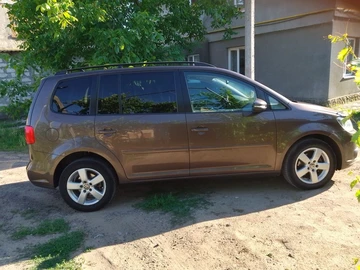 Авто Volkswagen Touran 2010 № 8895781