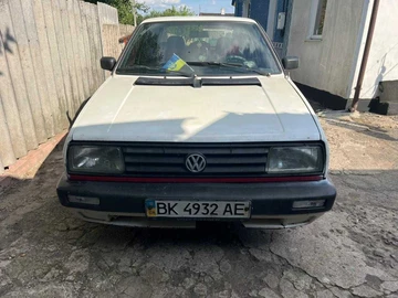 Авто Volkswagen Jetta 1983 № 8895875