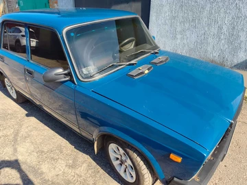 Авто ВАЗ 2107 2004 № 8896250