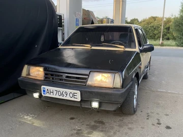 Авто ВАЗ 2109 1998 № 8896310