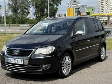 Авто Volkswagen Touran 2007 № 8896411