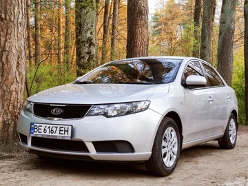 Авто KIA Cerato Forte  2009 № 8896437