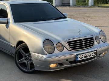 Авто Mercedes E Серия 2000 № 8896553
