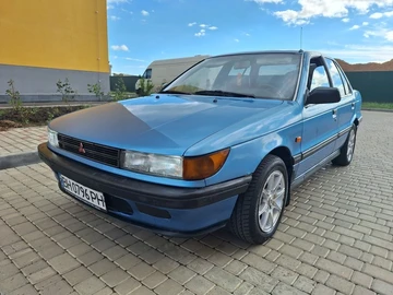 Авто Mitsubishi Lancer 1992 № 8896707