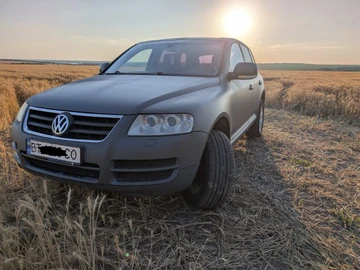 Авто Volkswagen Touareg 2005 № 8897322