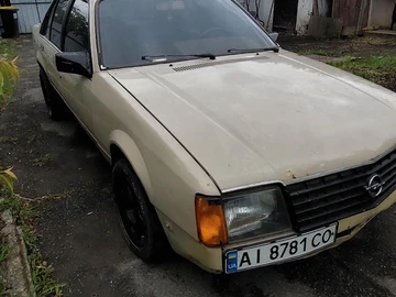 Авто Opel Commodore 1982 № 8897328