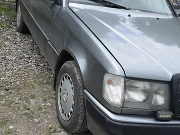 Авто Mercedes 200 1985 № 8897552