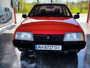 Авто ВАЗ 21099 1989 № 8897624