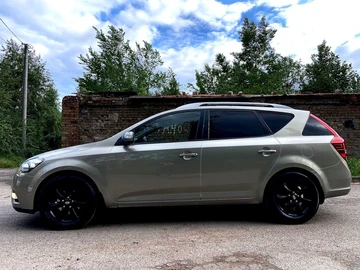 Авто KIA Cee X27 D 2010 № 8897631