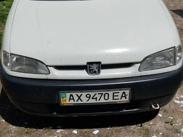 Авто Peugeot Partner 2000 № 8898135