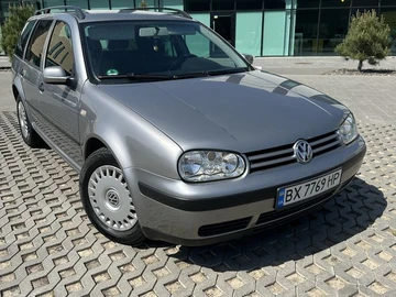 Авто Volkswagen Golf 2003 № 8898237
