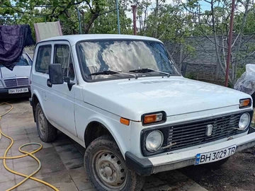 Авто ВАЗ 2121 1985 № 8898381
