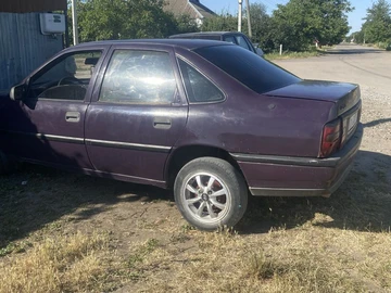 Авто Opel Vectra 1990 № 8898389
