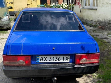 Авто ВАЗ 2109 1998 № 8898483