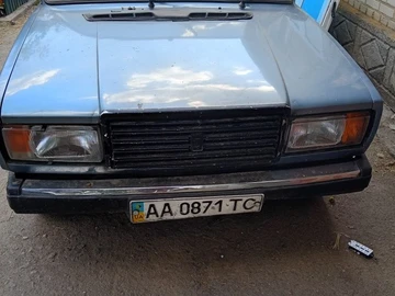 Авто ВАЗ 2107 1990 № 8898512