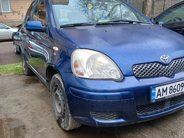 Авто Toyota Yaris 2004 № 8898541