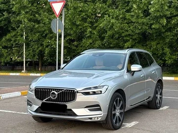 Авто Volvo Xc60 2021 № 8898606