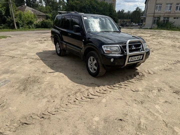 Авто Mitsubishi Shogun 2004 № 8898616