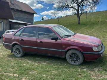 Авто Volkswagen Passat Sedan 1995 № 8898714
