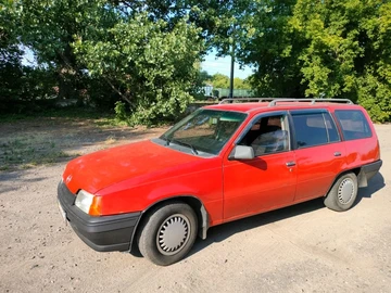 Авто Opel Kadett 1987 № 8898840