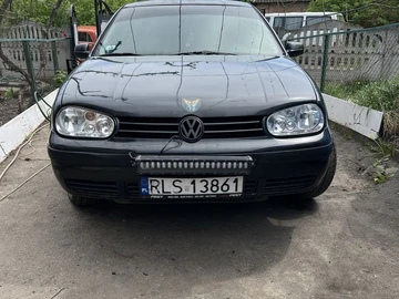 Авто Volkswagen Golf 2002 № 8899244