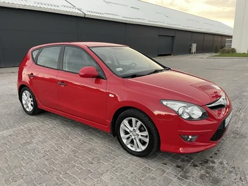 Авто Hyundai I30 2010 № 8899422