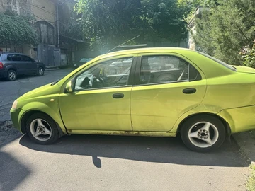 Авто Chevrolet Aveo 2005 № 8899424