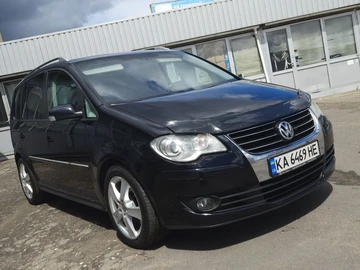 Авто Volkswagen Touran 2009 № 8899723