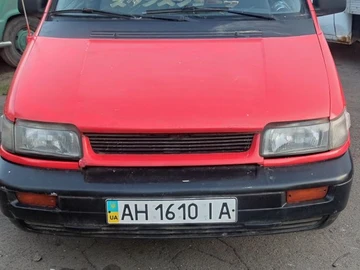 Авто Mitsubishi Space Wagon 2000 № 8899771